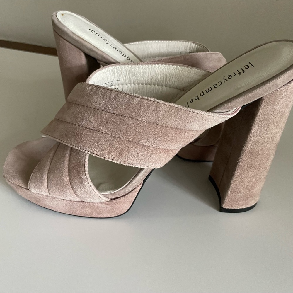 Jeffery Campbell  suede Size 8 High heel